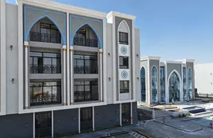 Exterior 1